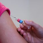 Očkovanie do ramena